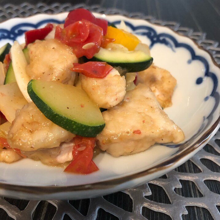 食卓に魚を しいらとたっぷり夏野菜の炒め物 レシピ 作り方 By Ma Ma Yu Mi 楽天レシピ 食卓に魚を しいらとたっぷり夏野菜の炒め物 レシピ 作り方 By Ma Ma Yu Mi 楽天レシピ